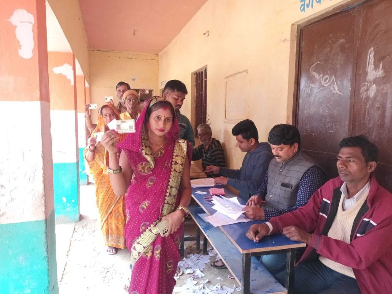 Madhubani News. 10 पंचायत में पैक्स चुनाव शांतिपूर्ण संपन्न, मतगणना आज