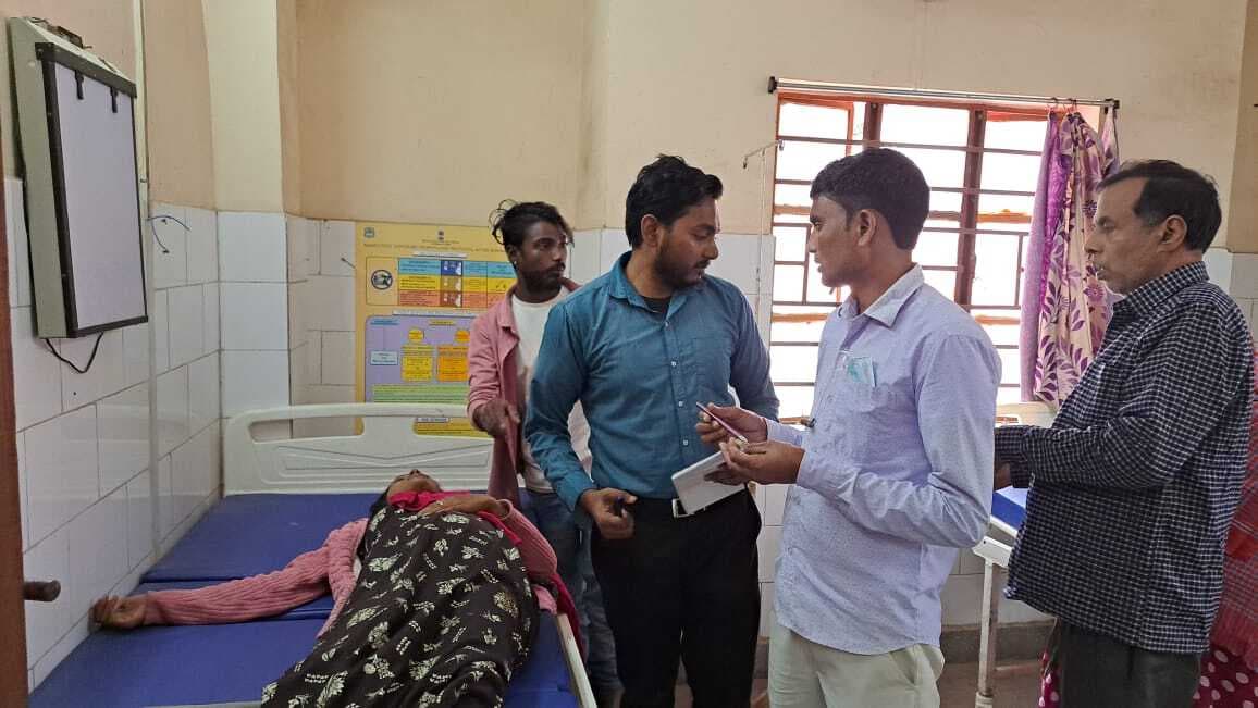 Jamtara News: कीटनाशक खाने से महिला की हालत बिगड़ी, रेफर