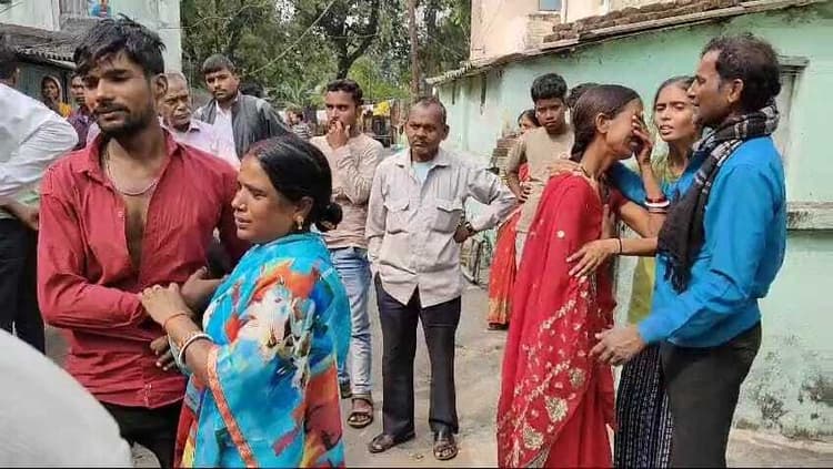 Dhanbad News: गोपालपुरा कॉलोनी में युवक ने फांसी लगा दी जान