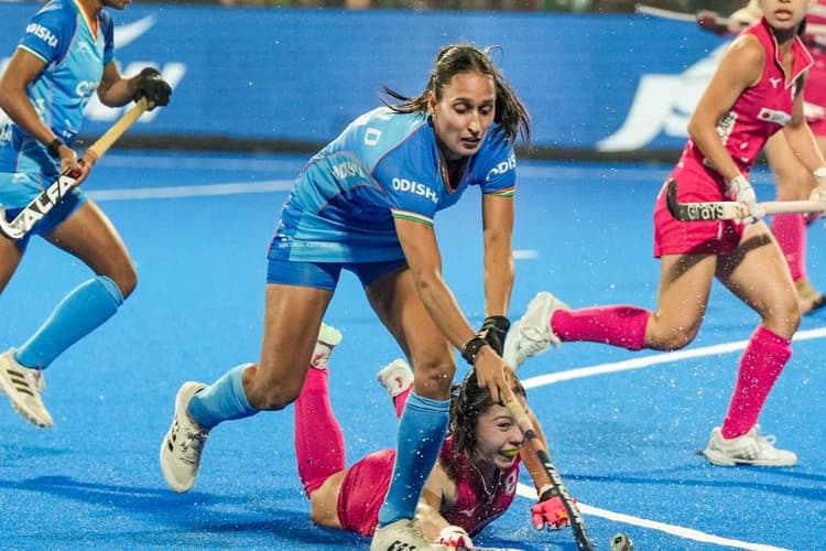 Women's Hockey ACT: भारतीय टीम पहुंची फाइनल में, जापान को 2-0 से हराया