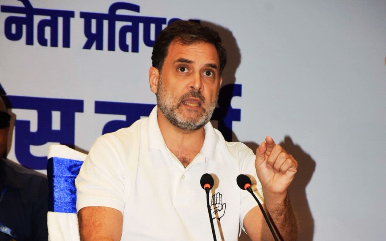 Rahul Gandhi: ‘राहुल गांधी न देश समझते हैं, न संविधान’, बीजेपी एमपी ने लोकसभा के नेता विपक्ष पर बोला हमला
