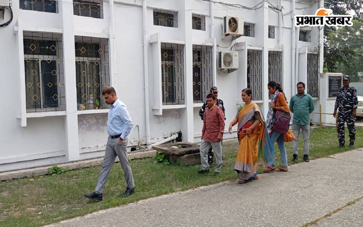 Muzaffarpur News: BRABU में राजभवन की टीम का औचक निरीक्षण, प्रशासनिक भवन से पीजी विभागों तक हड़कंप