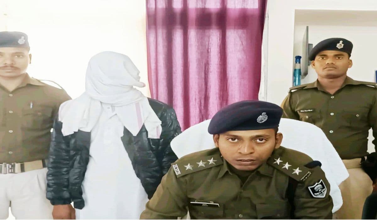 saran cyber crime| Bihar News: Now cheating in the name of IAS-IPS in Bihar, extorting money by making fake ID of SP, police picked it up from Haryana saran cyber crime| Bihar News: Now cheating in the name of IAS-IPS in Bihar, extorting money by making fake ID of SP, police picked it up from Haryana