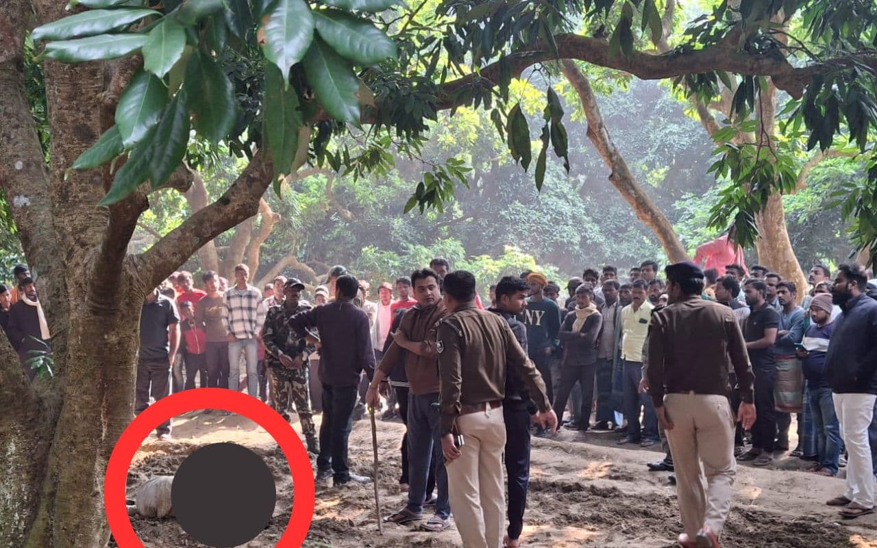 Bihar News: भागलपुर में युवक की गला दबाकर हत्या, आम के बगीचे से पुलिस ने शव किया बरामद Bihar News: भागलपुर में युवक की गला दबाकर हत्या, आम के बगीचे से पुलिस ने शव किया बरामद