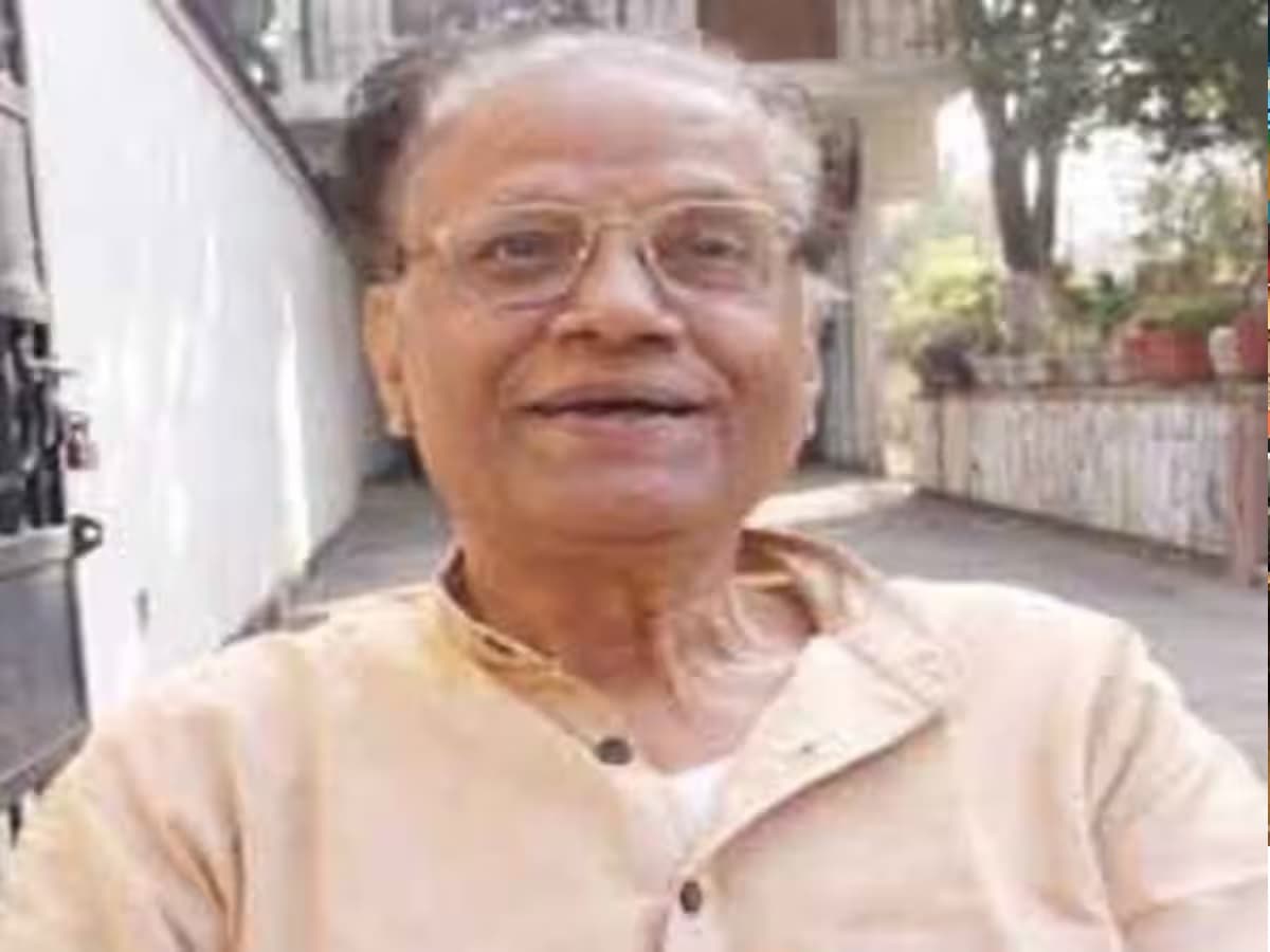Dp Ojha Passed Away: शहाबुद्दीन की नाक में दम करने वाले बिहार के पूर्व DGP डीपी ओझा नहीं रहे Dp Ojha Passed Away: शहाबुद्दीन की नाक में दम करने वाले बिहार के पूर्व DGP डीपी ओझा नहीं रहे
