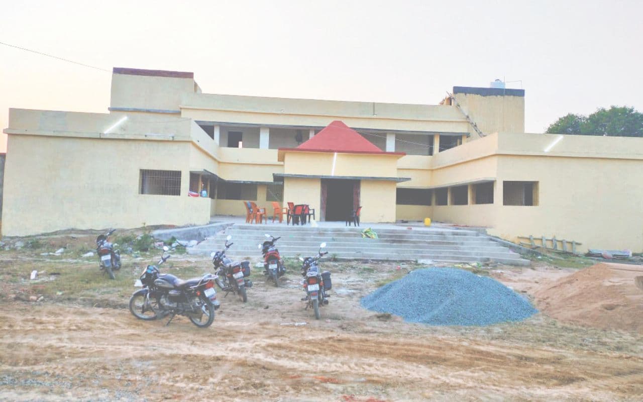 Bihar News: गया के घुठिया पंचायत में चार जनवरी को जाएंगे सीएम नीतीश कुमार, योजनाओं को पूरा करने में जुटे अधिकारी Bihar News: गया के घुठिया पंचायत में चार जनवरी को जाएंगे सीएम नीतीश कुमार, योजनाओं को पूरा करने में जुटे अधिकारी