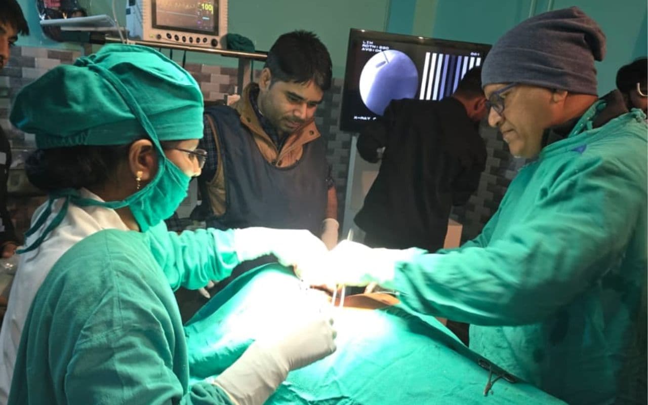 Bihar Crime News: आरा में साइड नहीं देने पर बाइक सवार बदमाशों ने पिकअप चालक को मारी गोली