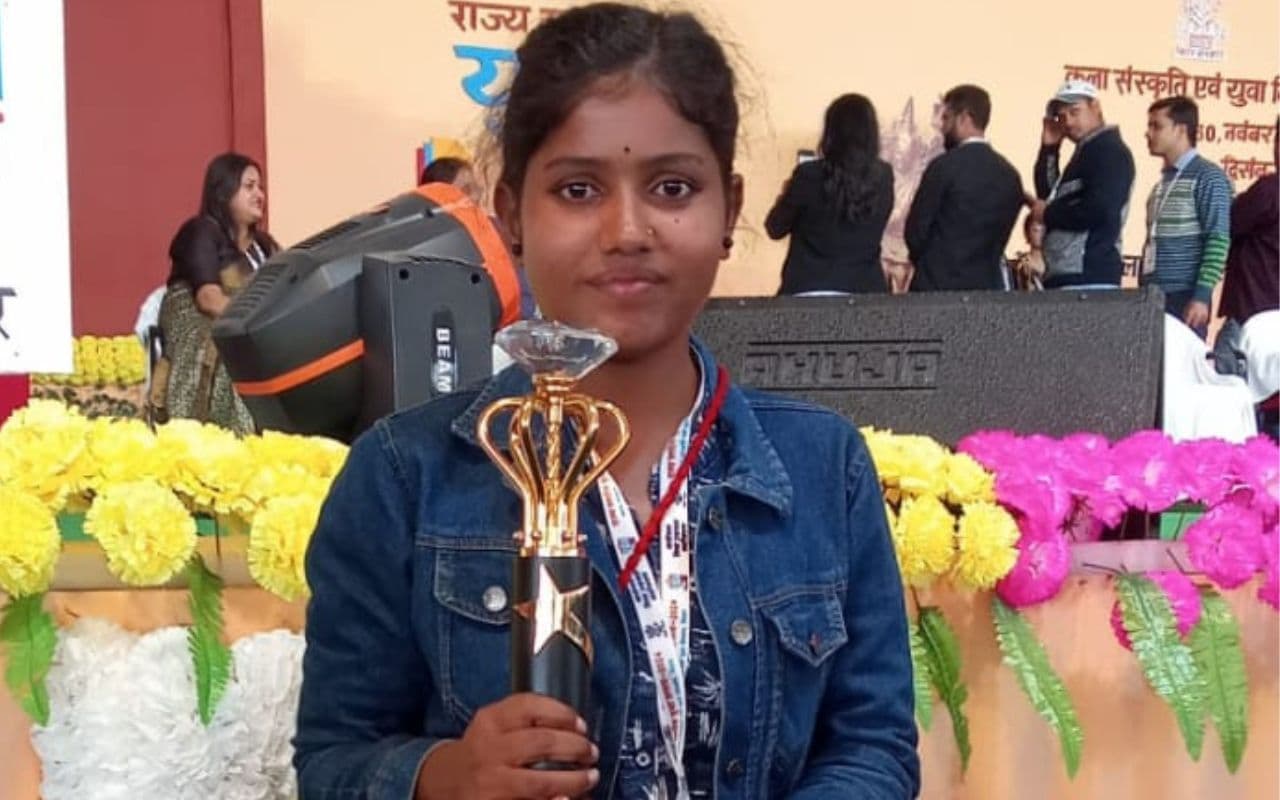 छात्रा व्यूटी कुमारी