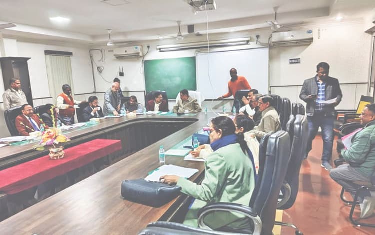 Bodhgaya News: एमयू में बनेगा सेंटर ऑफ एक्सीलेंस इन एआई, बीएससी व एमएससी जैसे कोर्स शुरू करने की योजना
