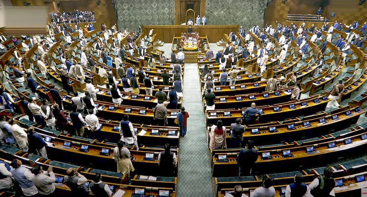 Waqf Bill: क्या कहता है संसद का नंबर गेम, कितने सांसदों का लेना होगा समर्थन
