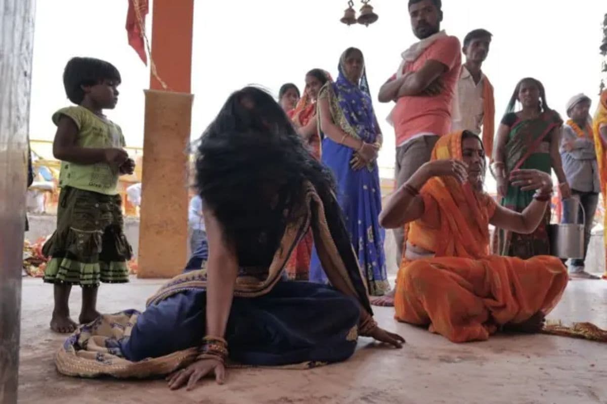 Bihar News: बेगूसराय में मानवता शर्मसार, महिला को डायन बता भीड़ ने कर दिया कांड