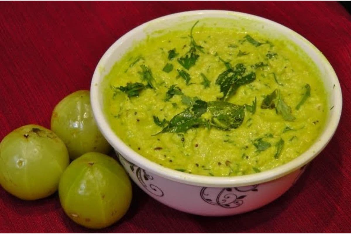 ऐसे बनायें आंवले की चटनी, हर पकवान में लाएगी नया ट्विस्ट