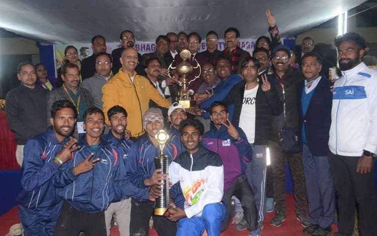 Gaming: खेल को बढ़ावा देने के लिए विवि में लागू होगा वाइस चांसलर स्कॉलरशिप स्कीम, दौड़ में टीएनबी कॉलेज की टीम बनी चैंपियन