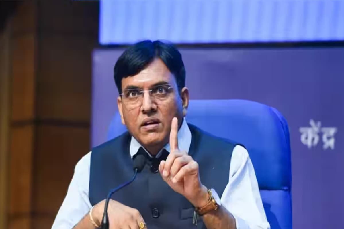 Labor Reforms: असंगठित क्षेत्र के श्रमिकों को सरकार देगी नए साल का तोहफा, लागू करने जा रही नया कानून