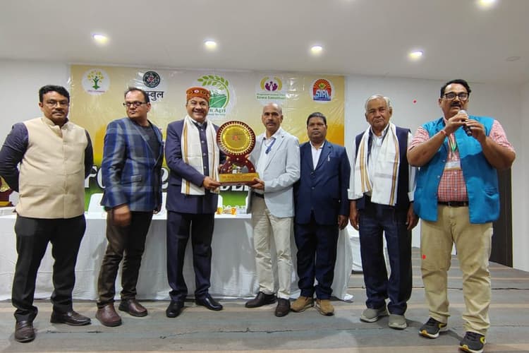 किसान दिवस पर राष्ट्रीय संगोष्ठी में मंथन, किसानों को बदलने होंगे खेती-बाड़ी के तरीके