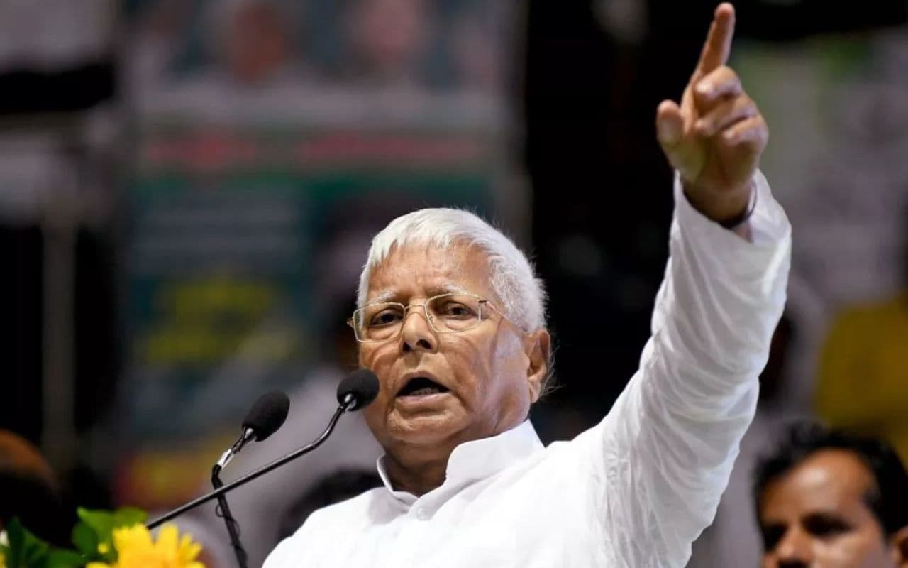 नीतीश कुमार के घर में लालू यादव की हुंकार, बोले- तेजस्वी यादव ही होंगे अगले मुख्यमंत्री