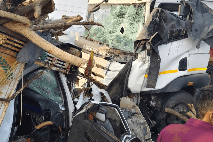 Accident In Muzaffarpur: सुबह-सुबह भीषण सड़क हादसा, ट्रक-पिकअप की टक्कर में एक की मौत