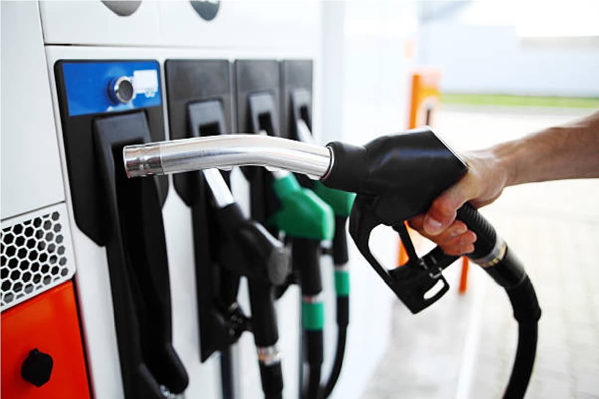 Petrol Diesel Price: तेल कंपनियों जारी कर दी 7 दिसंबर के लिए पेट्रोल डीजल की कीमत, जानें अपने शहर का भाव