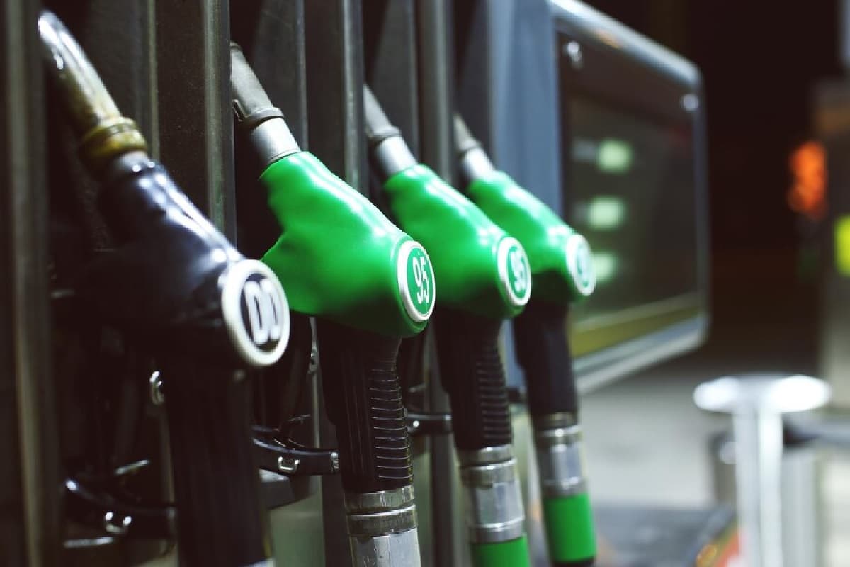 Petrol Diesel Price: पेट्रोल-डीजल की नई रेट हो गई जारी, आपने चेक किया क्या?
