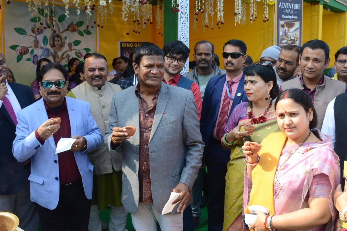 धनबाद सांसद ढुल्लू महतो बोले- महिला सशक्तिकरण व आत्मनिर्भर बनाने में योगदान दे रही दीक्षा महिला मंडल