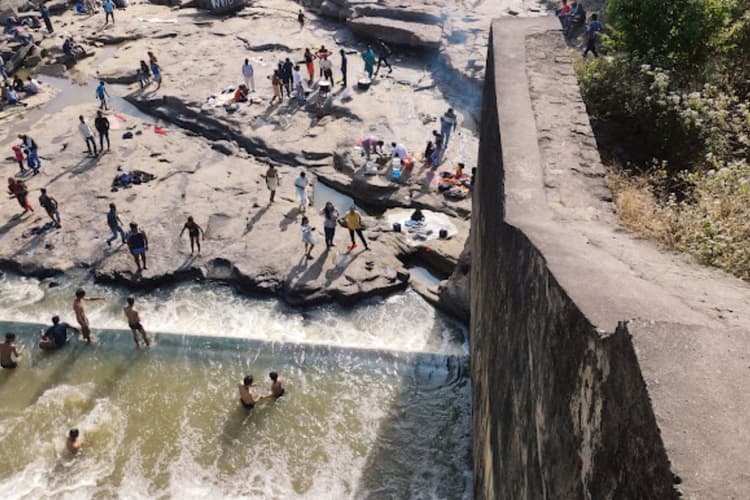 Dhanbad Tourism: पर्यटकों को लुभाता है धनबाद का माटीगढ़ा डैम, लेकिन सौंदर्यीकरण के लिए नहीं हुआ प्रयास