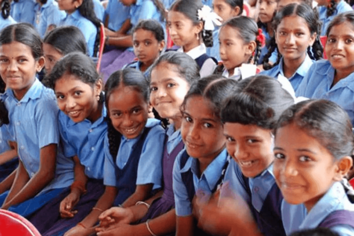 Bihar News: सरकारी स्कूल में घट गए 6 लाख से अधिक बच्चे, केंद्र ने मांगी रिपोर्ट