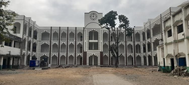 BOKARO NEWS : फुसरो के सबसे पुराने स्कूल का कायाकल्प