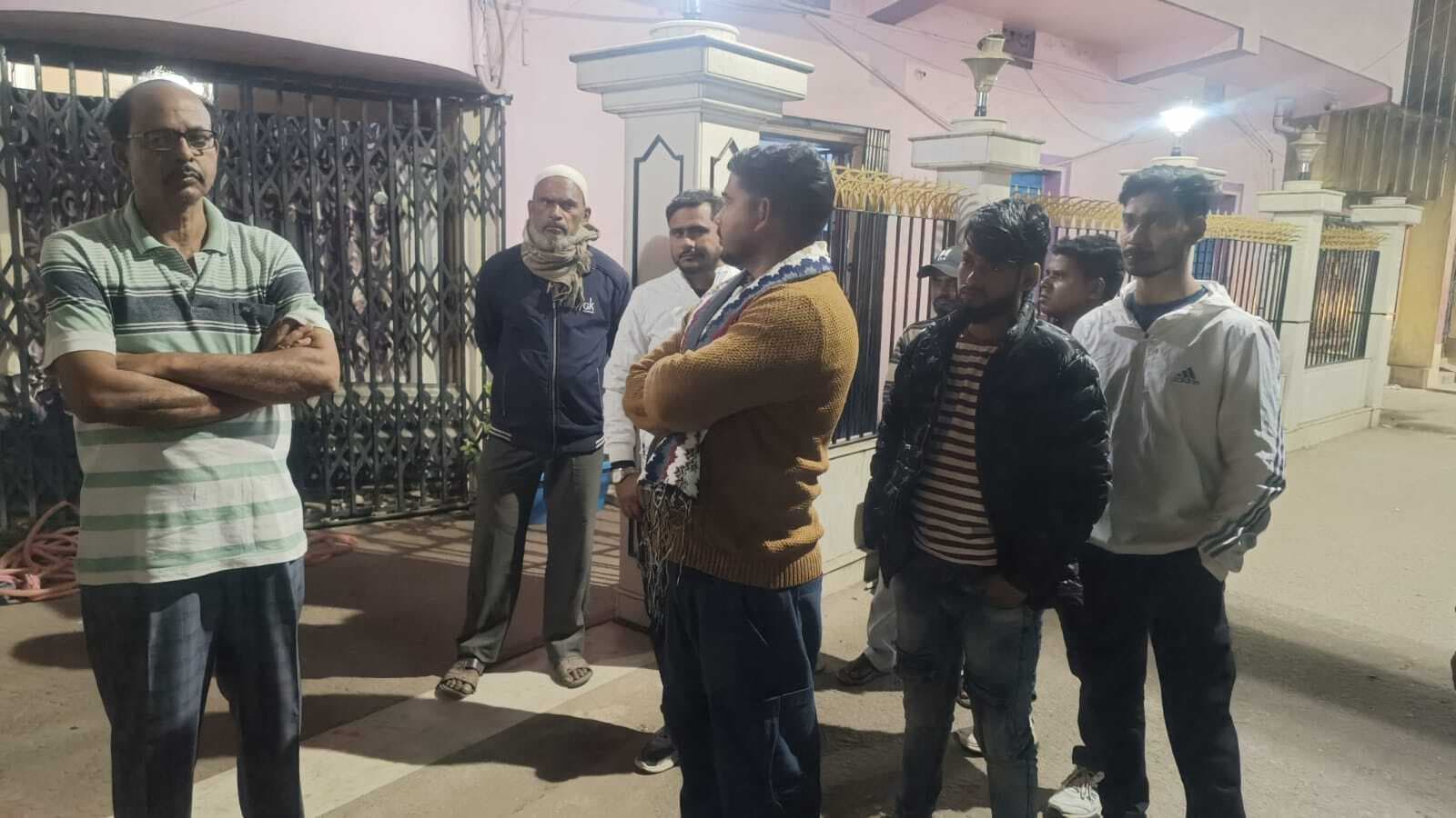 DHANBAD NEWS : वासेपुर में गैंगस्टर फहीम खान के भाई सानू पर फायरिंग