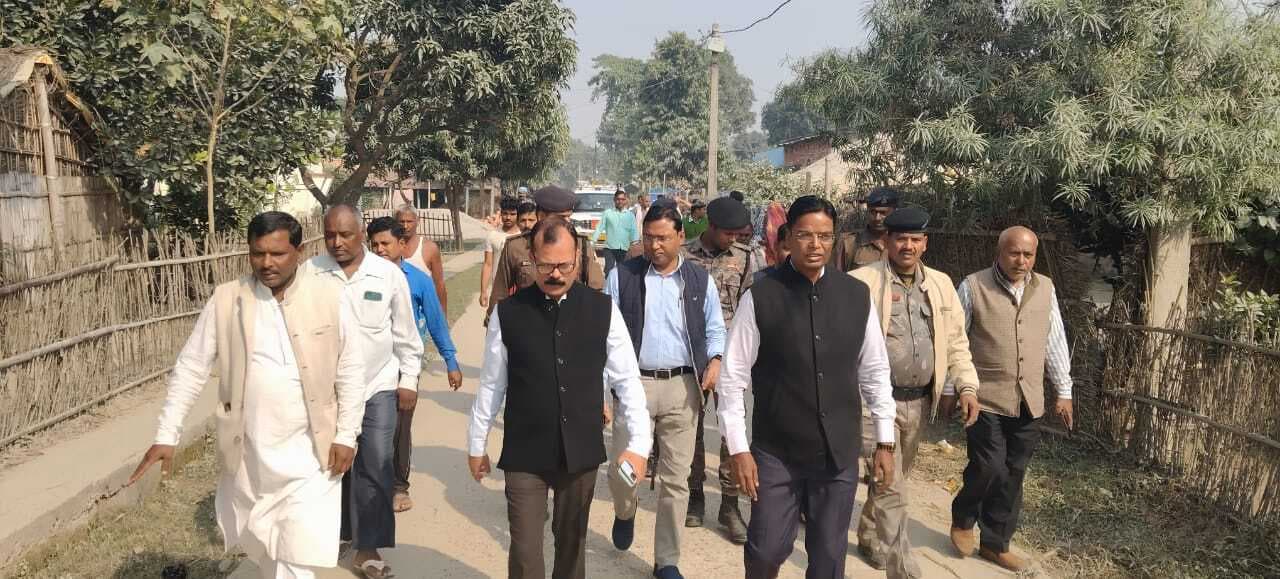 विभिन्न क्षेत्रों का डीएम ने किया निरीक्षण