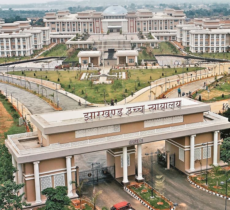Jharkhand High Court News : नहीं हुआ आदेश का पालन शिक्षा सचिव व माध्यमिक निदेशक का वेतन बंद