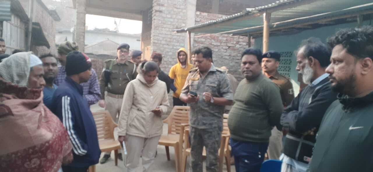 बनमनखी नगर के दर्जी पट्टी में सुबह तीन बजे हुई डाकेजनी, 70 हजार नकद व जेवर लूटे