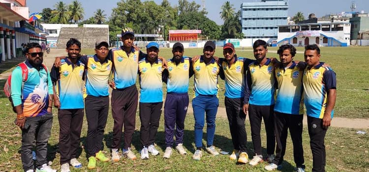 सेमीफाइनल में टिंकू 11 की रोमांचक जीत