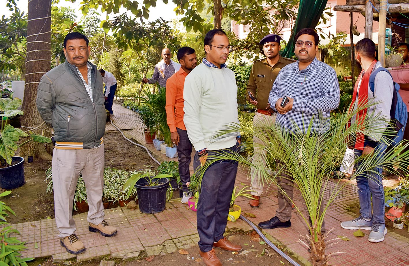 आज हटा लें अतिक्रमण, कल से प्रशासन चौसा गोला को करायेगा अतिक्रमण मुक्त