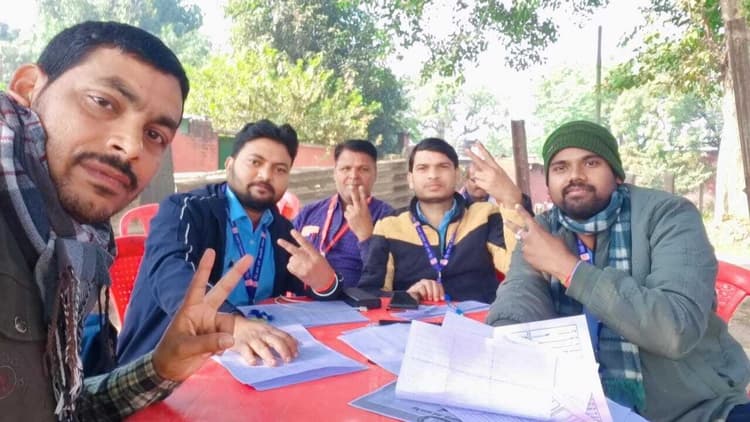 दूसरे दिन भी रेलवे यूनियन के चुनाव में रेलकर्मी मतदाताओं ने किया जोश के साथ मतदान