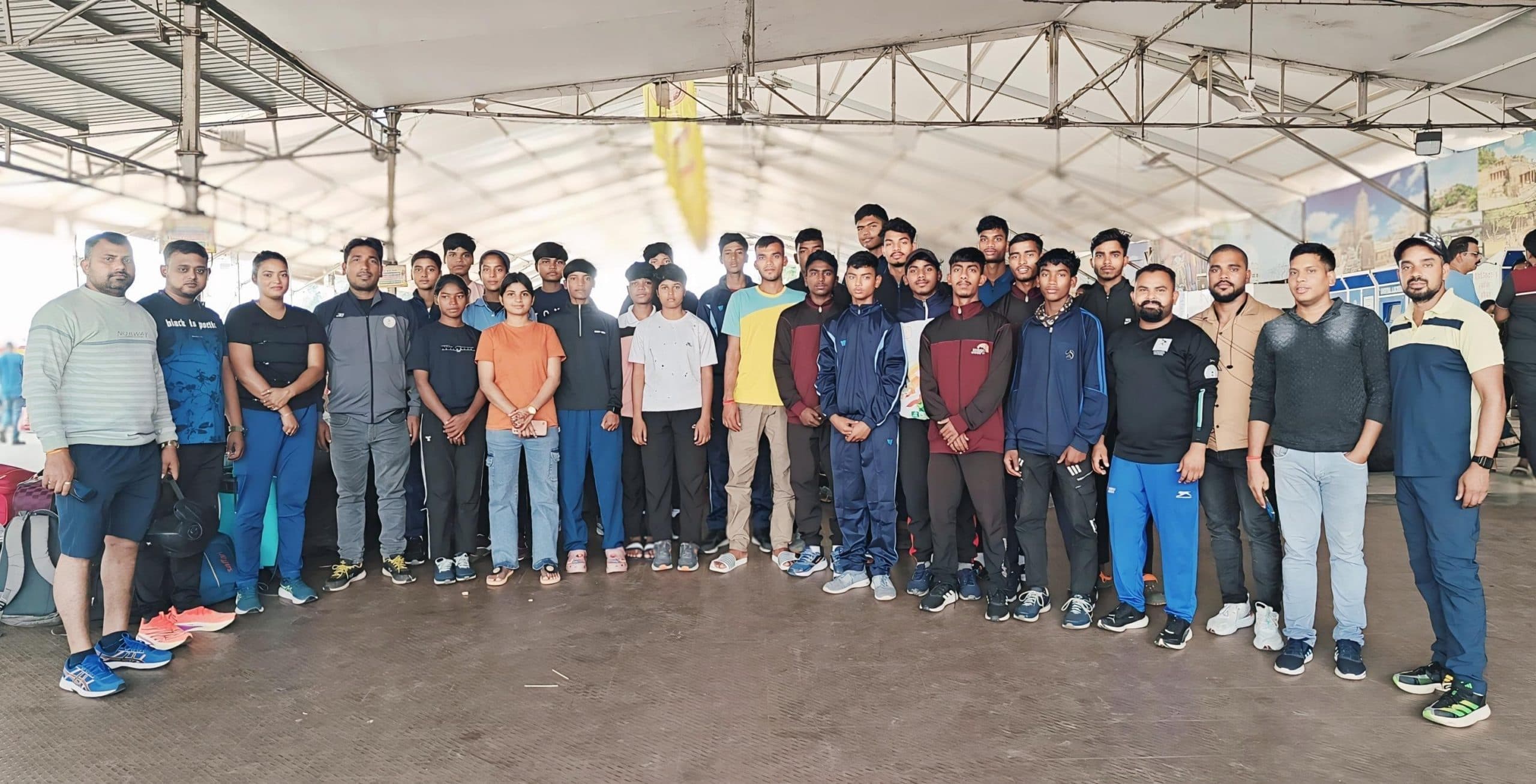 Cycling: झारखंड की 33सदस्यीय साइकिलिंग टीम ओड़िशा गयी