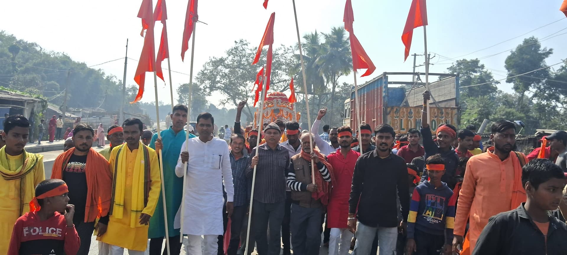 धूमधाम से मनाया गया बाबा लक्ष्मीनाथ गोसाईं का 231वां अवतरण दिवस, निकाली गयी रथ यात्रा