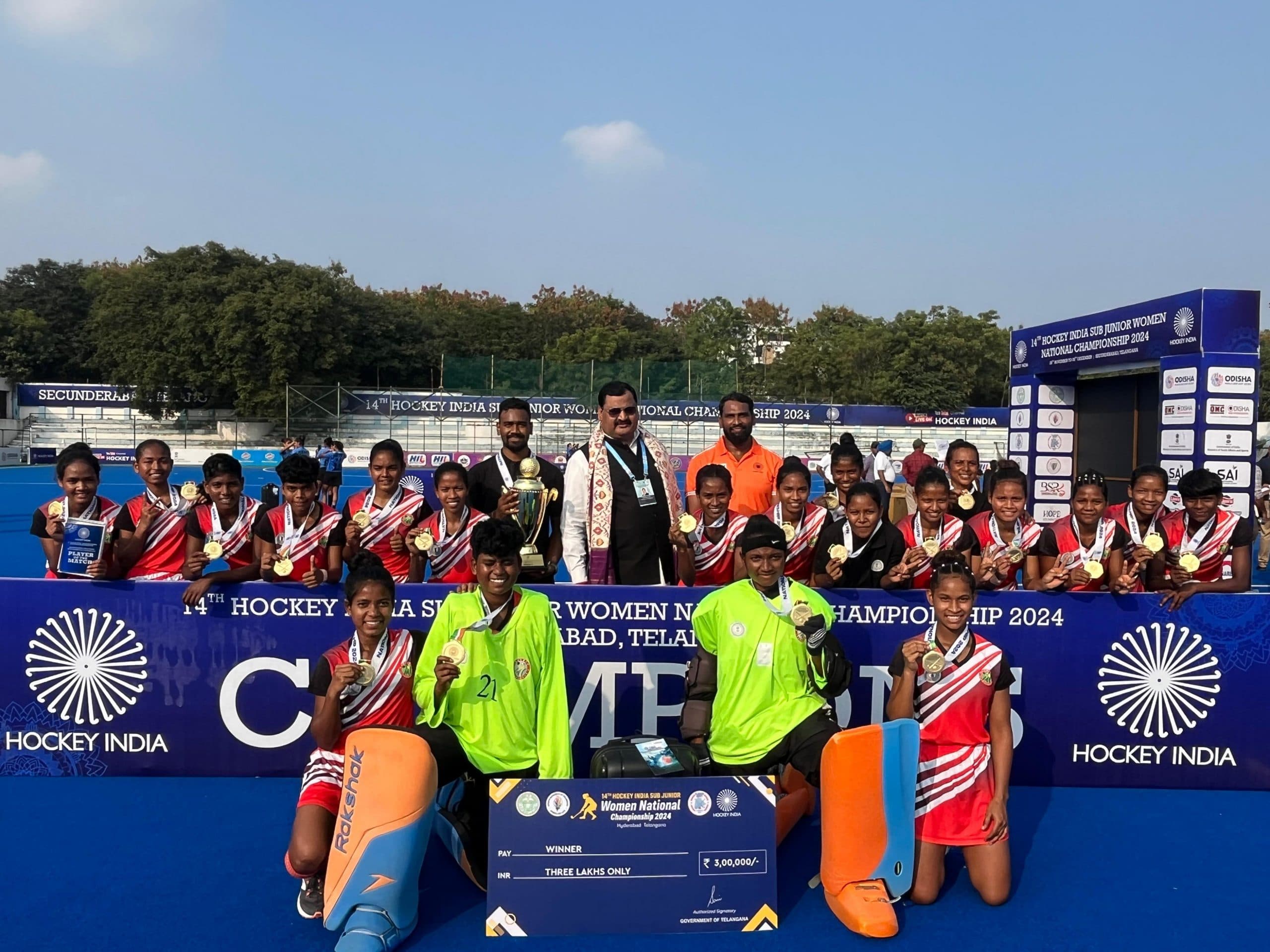 Hockey: मध्यप्रदेश को हरा हॉकी झारखंड बालिका टीम बनी चैंपियन...