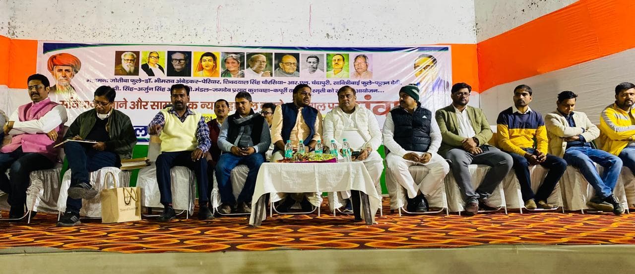 संविधान ने सदियों से सताये-दबाये लोगों के लिए दिया सम्मान: डॉ लक्ष्मण