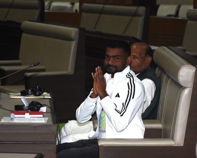 Political News : झारखंड की दशा और दिशा बदलने के लिए राजनीति में कदम रखा : जयराम