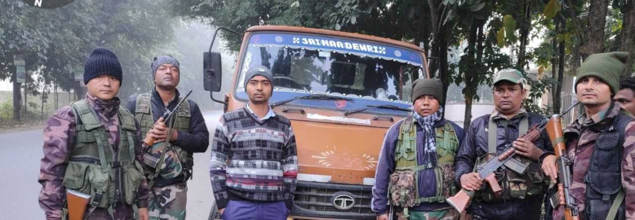 अवैध बालू लदे चार वाहन जब्त, चालक फरार