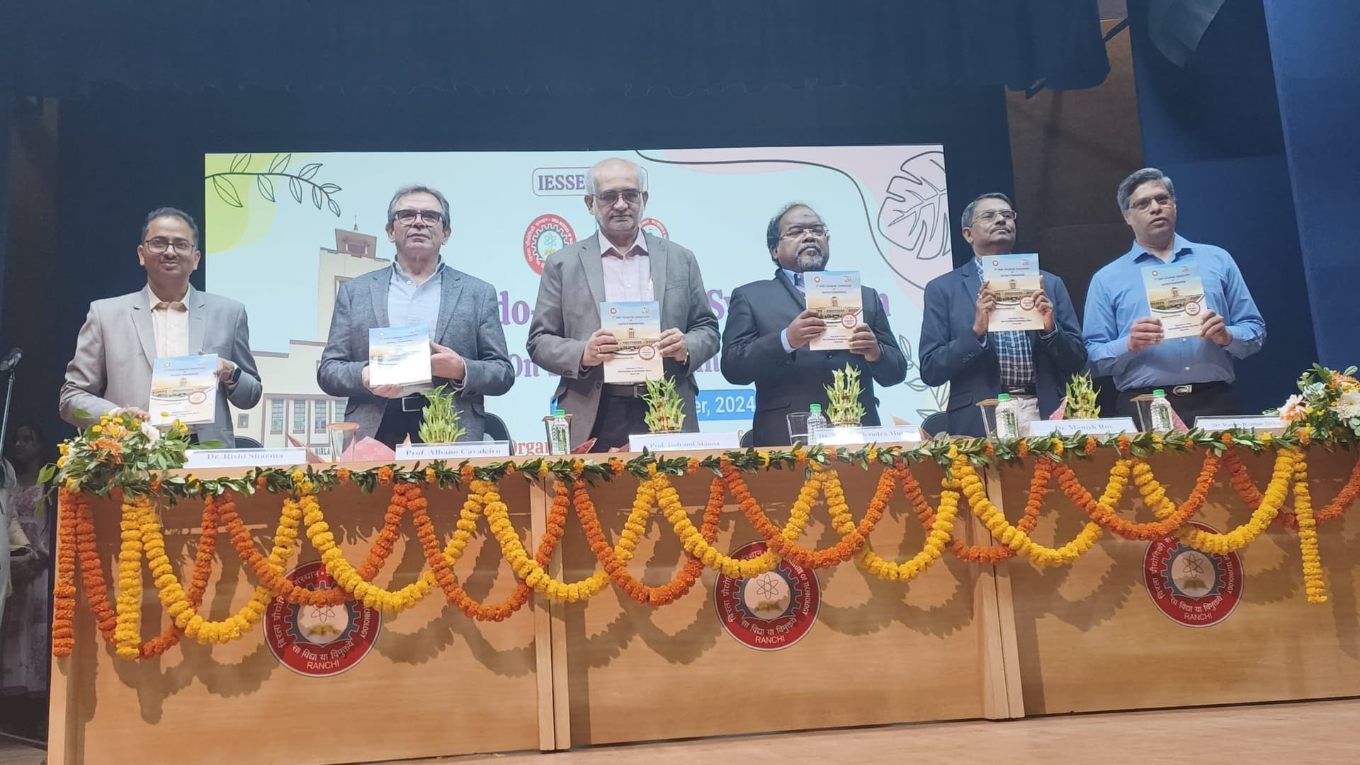 Ranchi News: सामूहिक प्रयास से तकनीकी चुनौतियों का मिलेगा हल : डॉ इंद्रनील