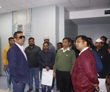 निर्धारित समय सीमा में अंदर अस्पताल को करें तैयार : डीसी