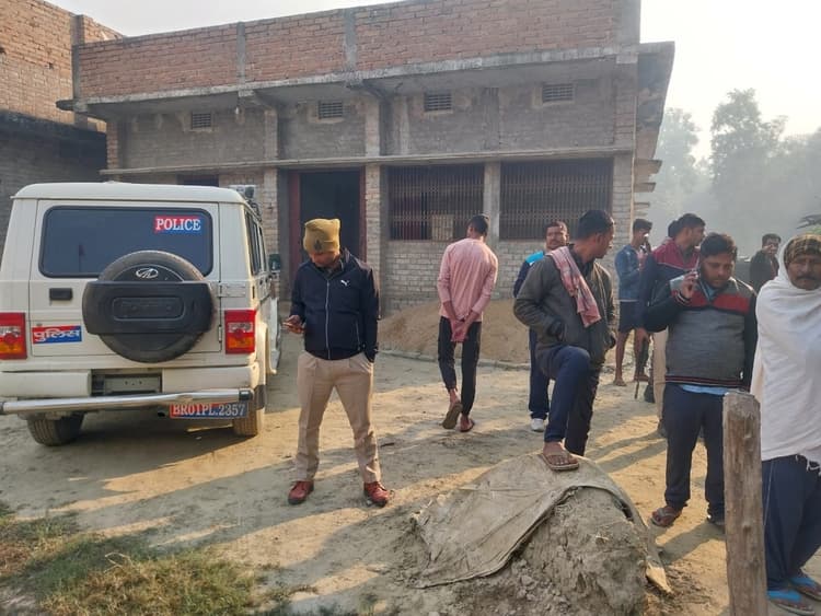 खेतापुर गांव में वकील के घर बीस लाख से अधिक की चोरी