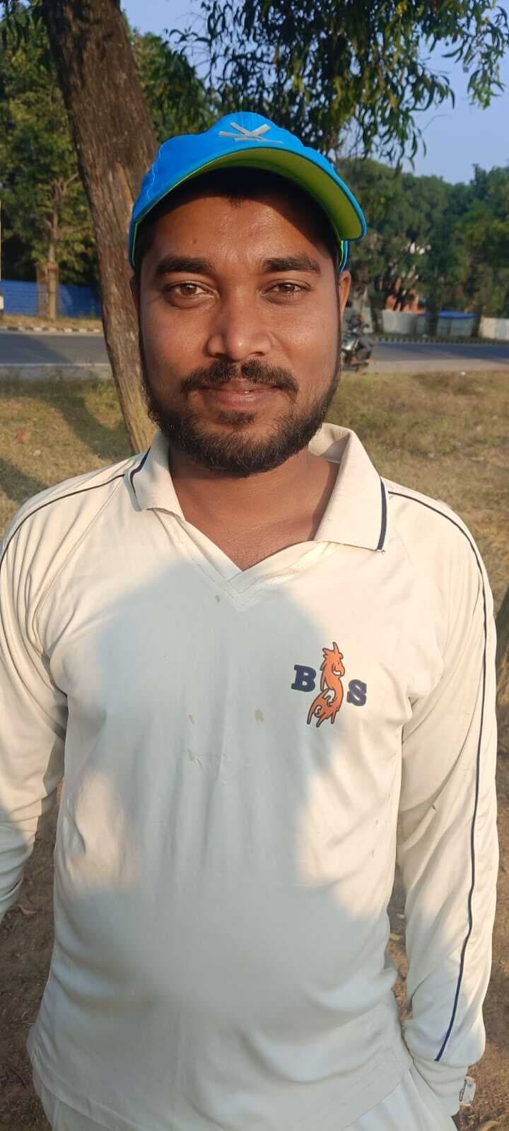 Cricket : द अचीवर्स और आरएसए जीते