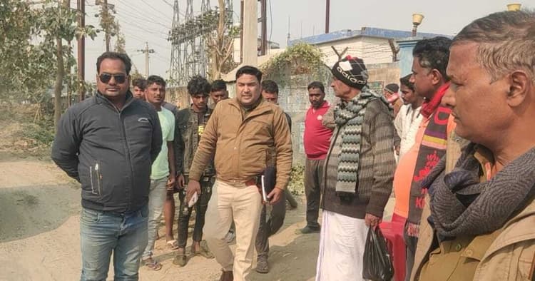 चोरों ने बाइक बाइक गैरेज में की चोरी