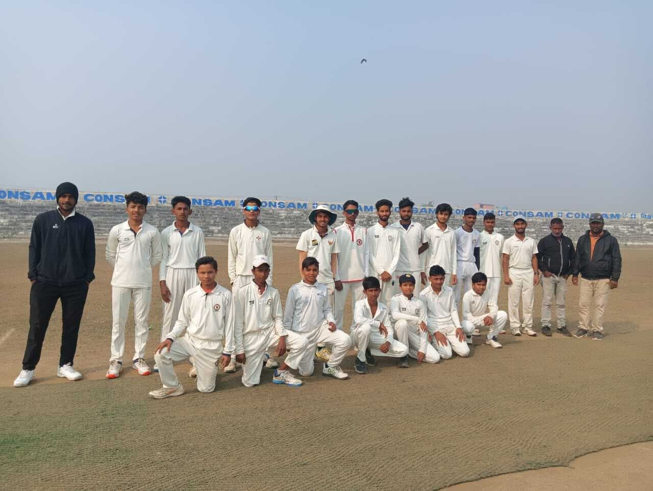 डिफेंडर क्रिकेट क्लब ने डीसीए येलो को हराया