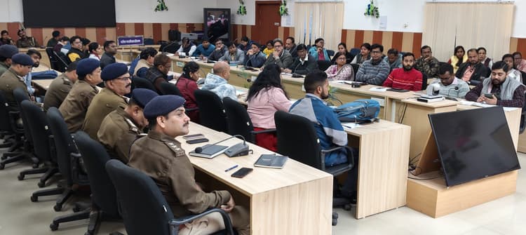 परीक्षा शुरू होने से एक घंटा पूर्व मुख्य द्वार हो जायेगा बंद