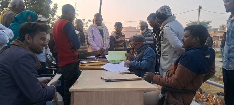 जनता दरबार में पूर्व से लंबित छह मामले का हुआ निबटारा, 9 नये मामले हुए पंजीकृत