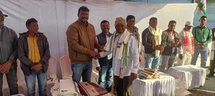 Chaibasa News : विस में जनता की आवाज बनकर समस्याओं को रखूंगा : सोनाराम