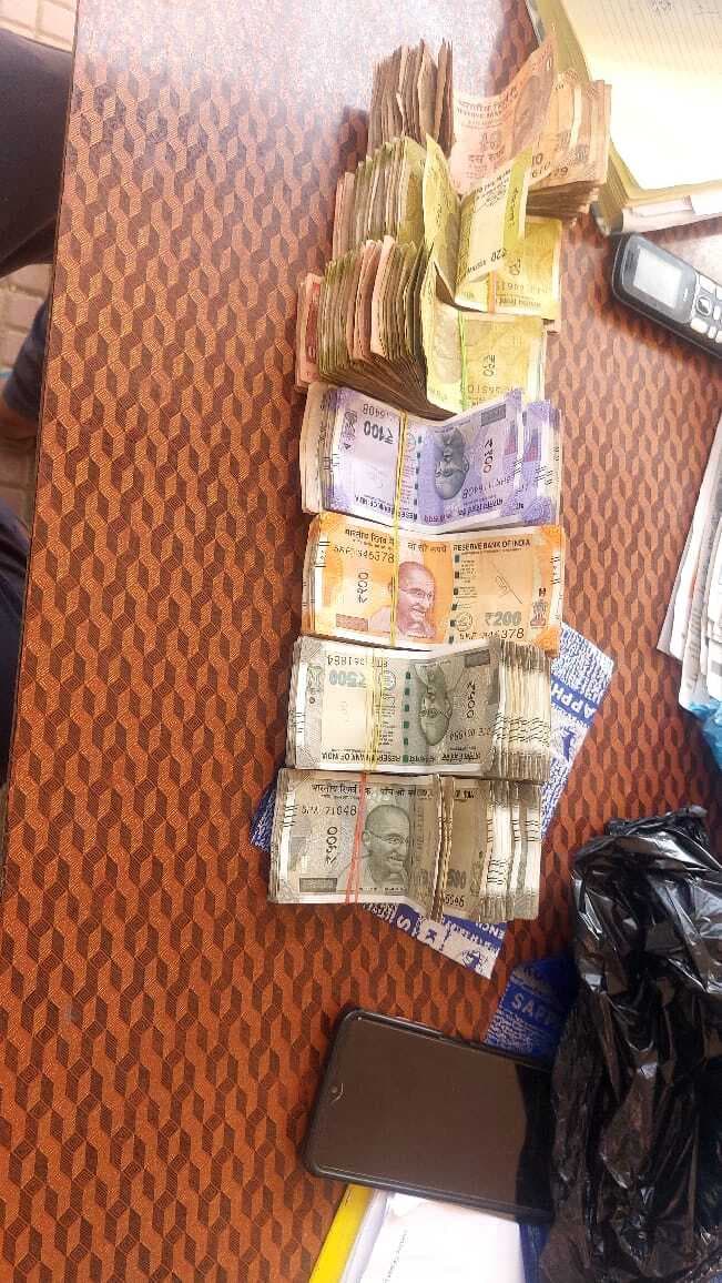 लूट का आरोप लगाने वाला ही निकला लुटेरा, गिरफ्तार